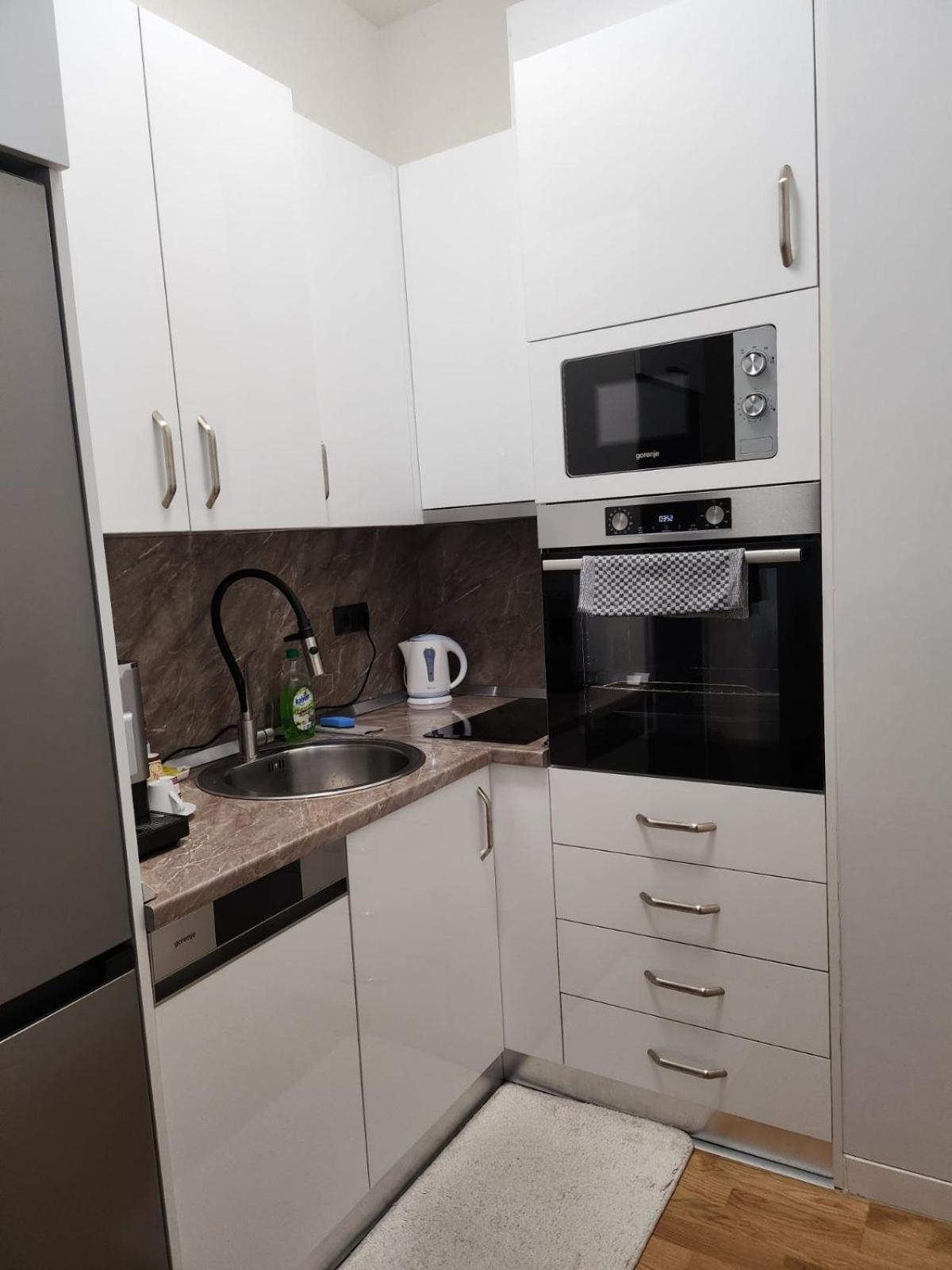 Luxury Bulevar Apartment *